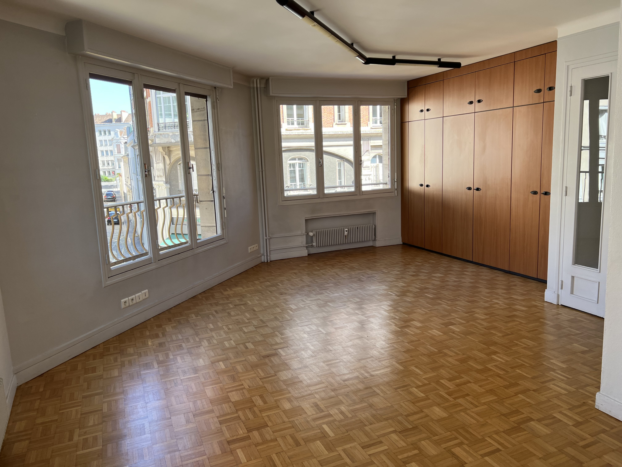 BUREAUX 100 M2   REIMS CENTRE