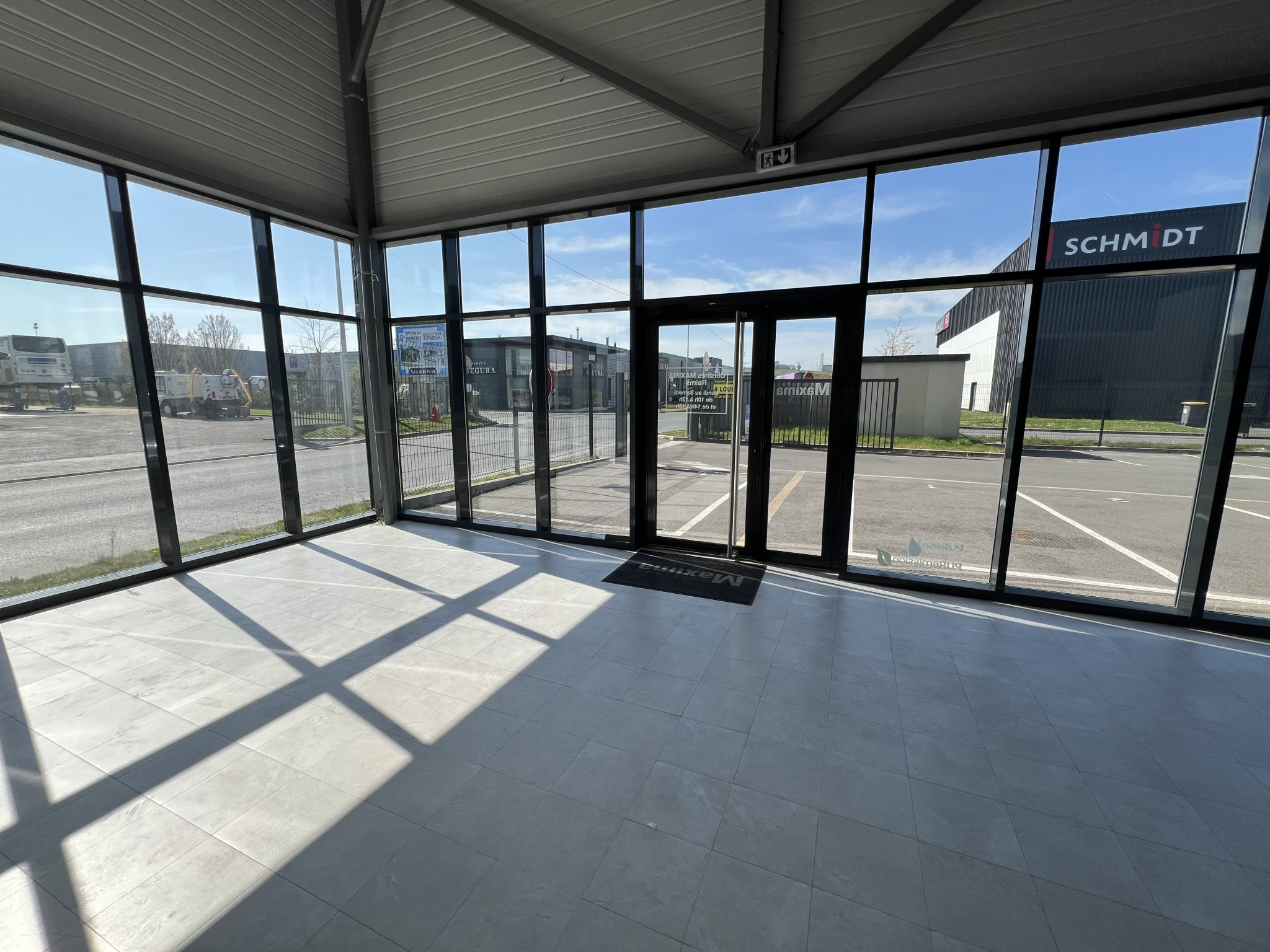 Cellule commerciale 345 m2 - Cormontreuil