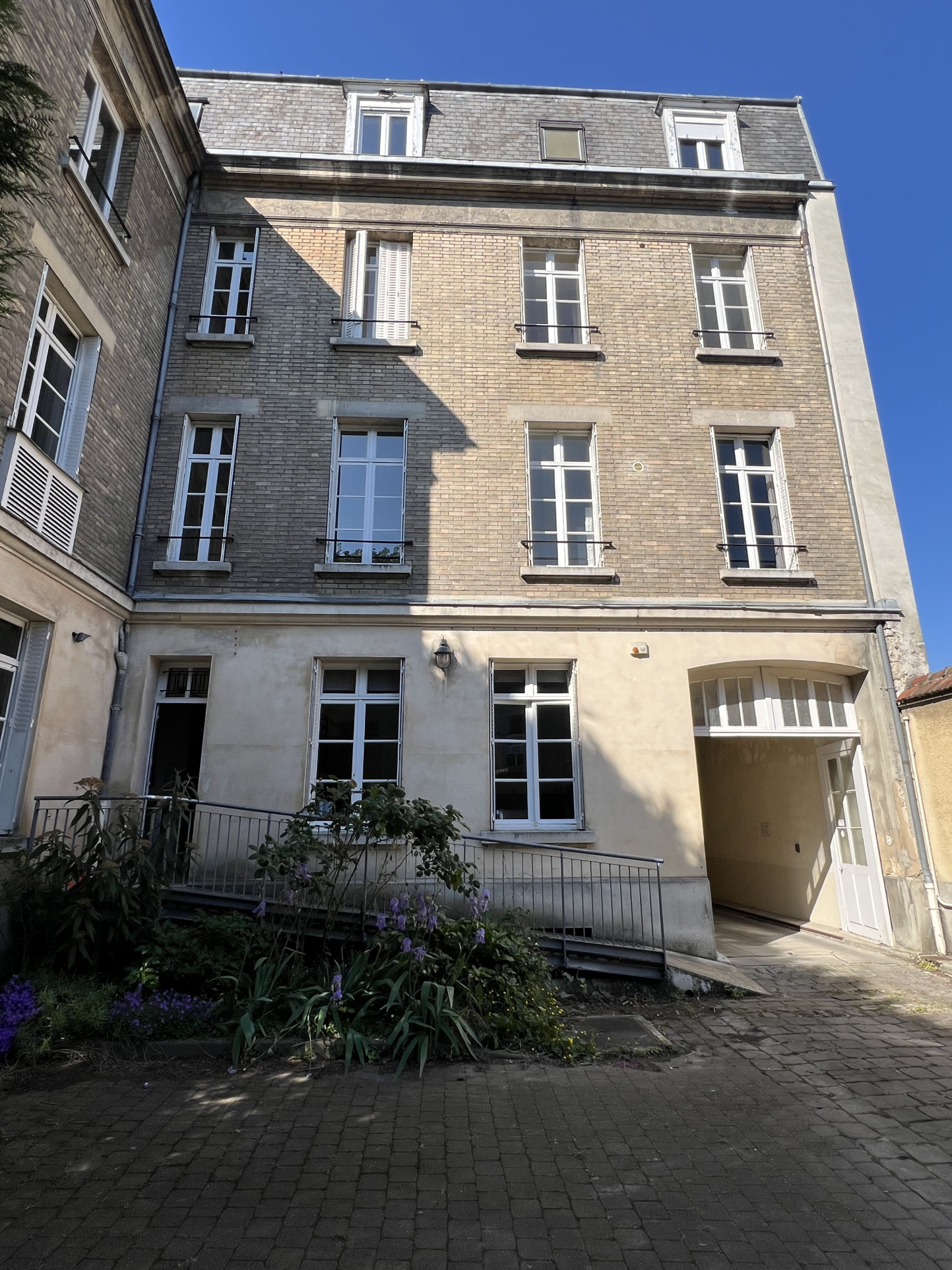 IMMEUBLE DE BUREAUX 462 m2