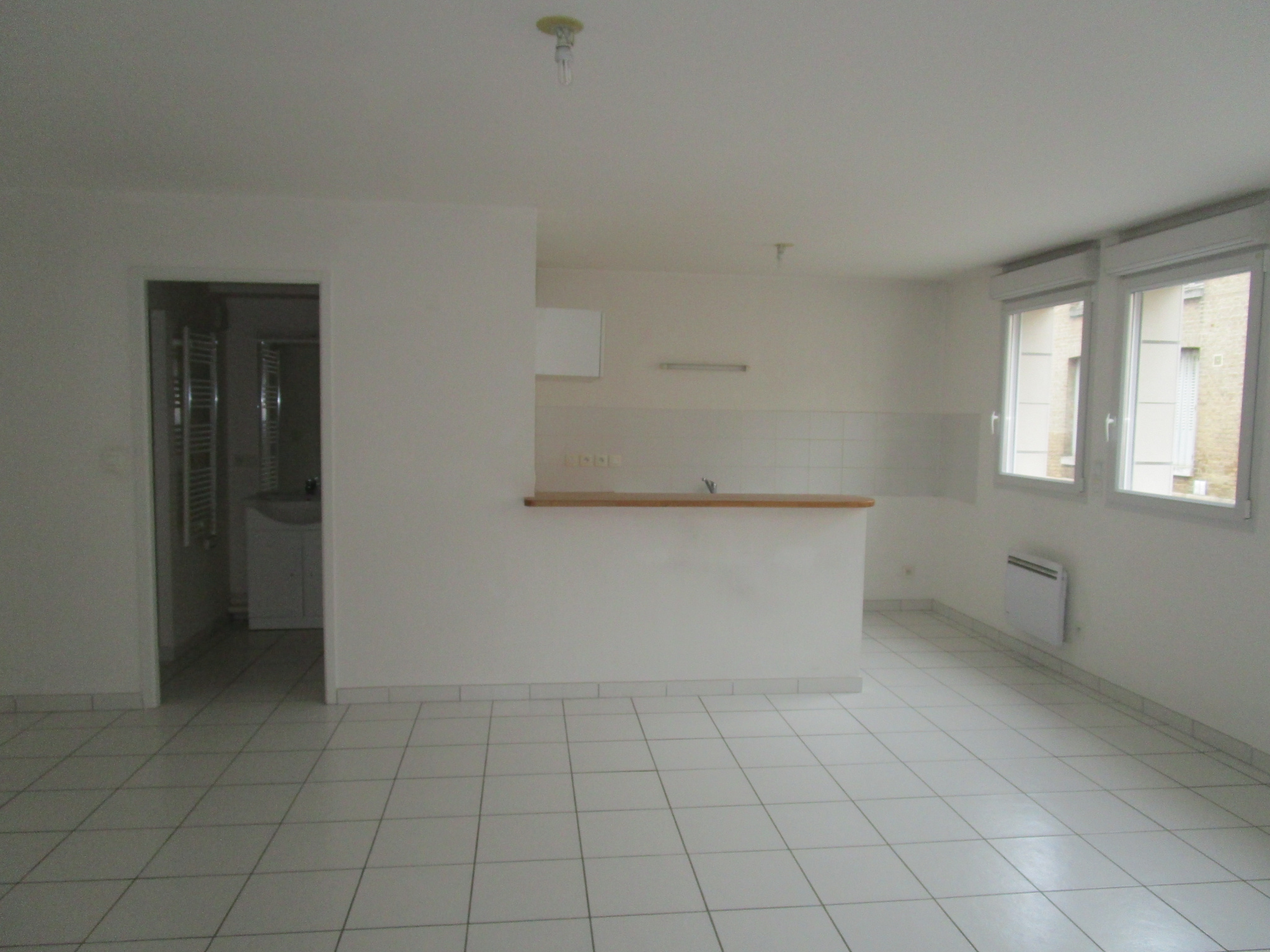 POUR INVESTISSEUR (APPARTEMENT VENDU LOUE)
