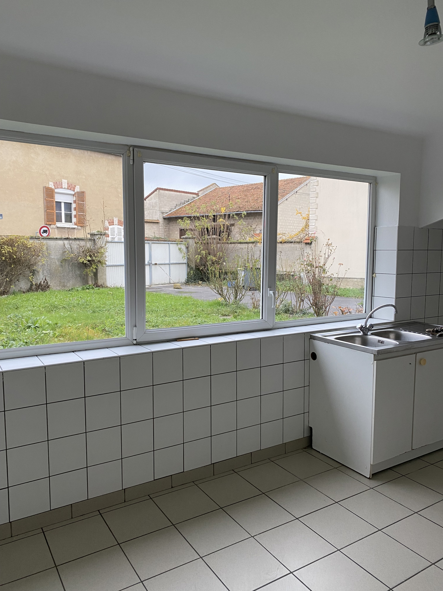 EN EXCLUSIVITE MAISON A EPOYE