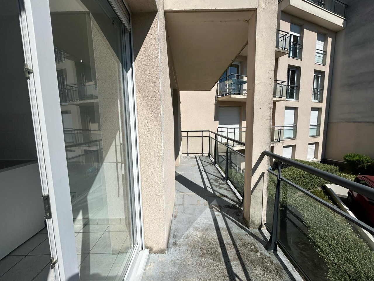 A VENDRE REIMS GARE CENTRE TGV - APPARTEMENT LUMINEUX T3 + TERRASSE + PARKING