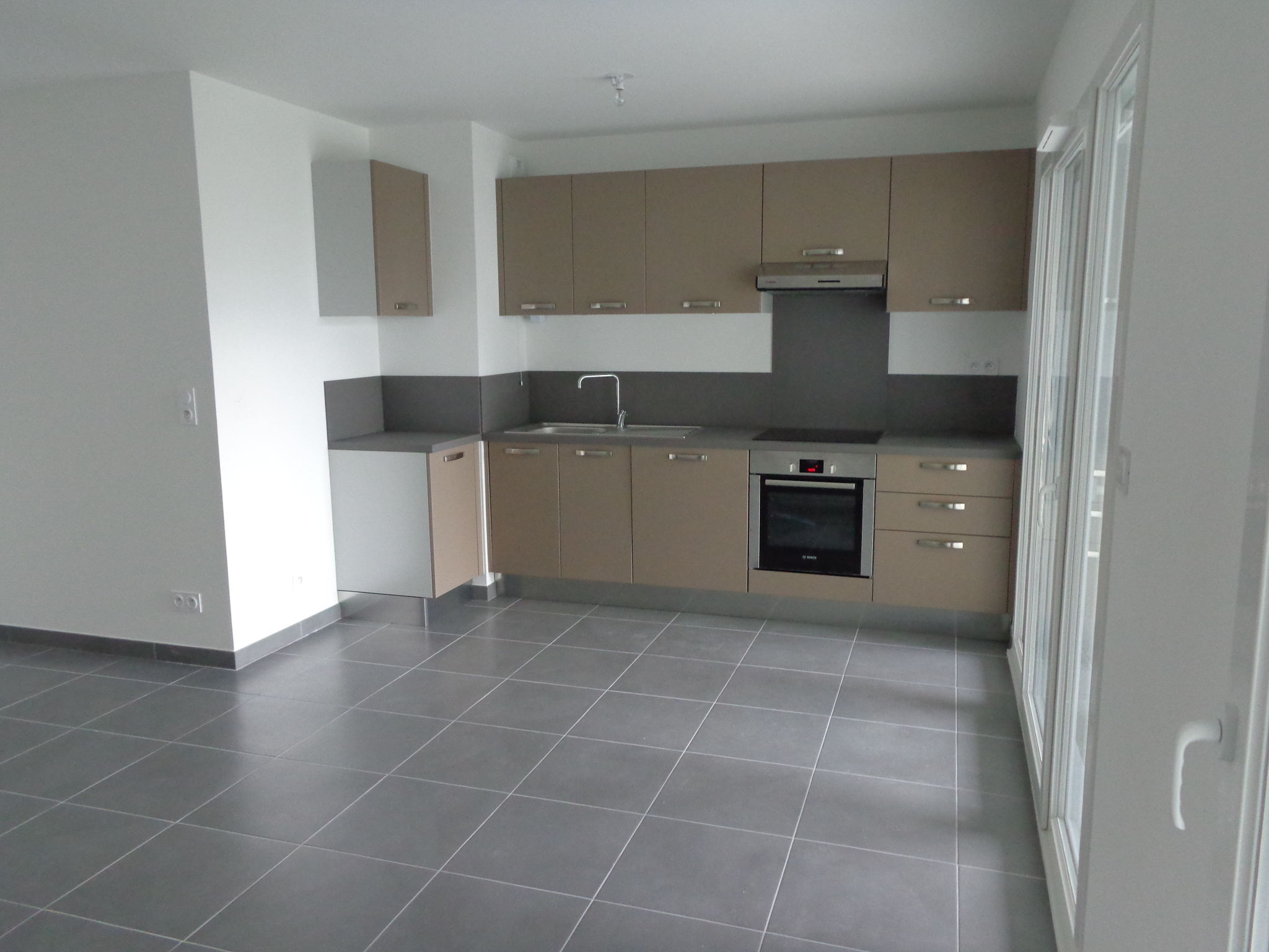 RESIDENCE 